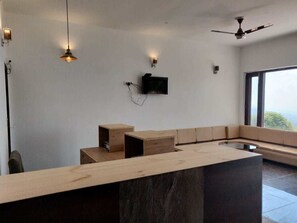 Reception - Parwati Retreat (Ranikhet)