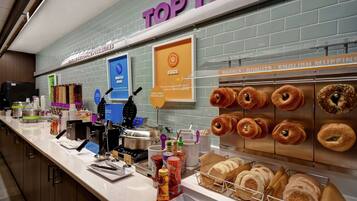 Free daily continental breakfast
