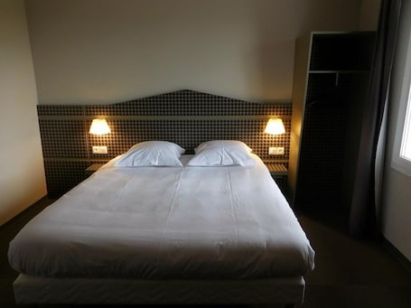 Decoración personalizada, muebles diferentes y escritorio