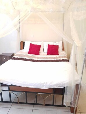Double Room | Individually decorated, individually furnished, blackout drapes - Private Room (Nairobi)