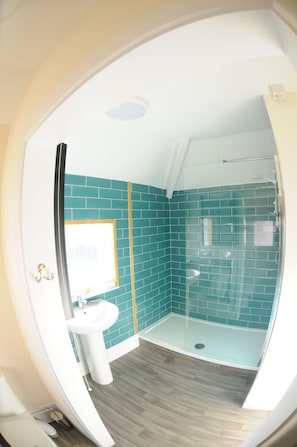 Luxury Double Room, Ensuite, Sea View (Sea View) | Bathroom