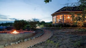 Unclassified image, 3 of 34, button - Elephant Plains Lodge (Kasese)