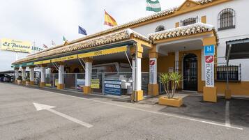 Fachada del alojamiento