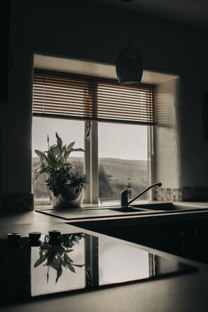 Interior - Saddleworth Holiday Cottages Boutique style accommodation (Delph)