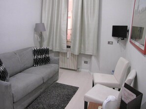 Dundyner, strykejern/-brett, wi-fi (inkludert) og sengetøy