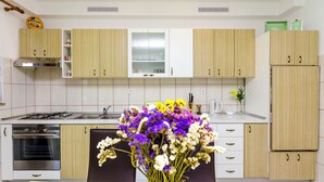 Ảnh chưa phân loại, 4 trong số 18 ảnh, nút