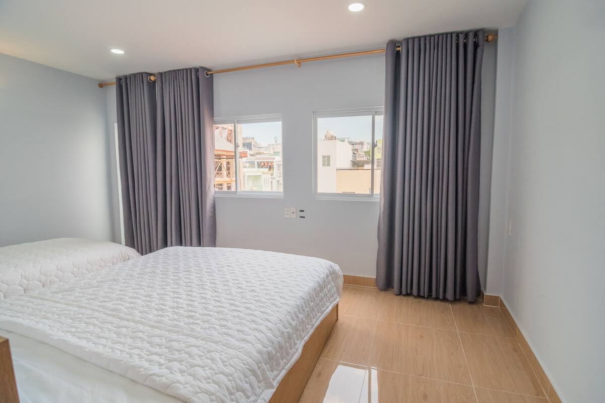 Cofres nos quartos, individualmente decorados, Wi-Fi de cortesia