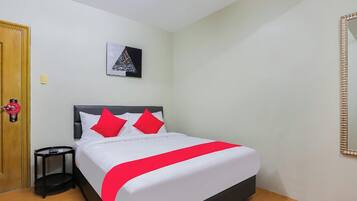 Desk, blackout drapes, iron/ironing board, free WiFi