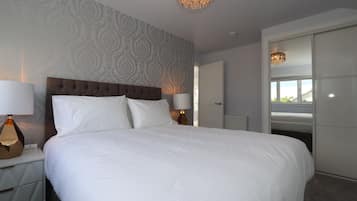 Egyptian cotton sheets, premium bedding, individually decorated