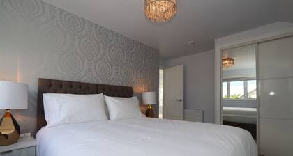 Dunfermline Luxury 3 bedroom house
