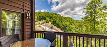Condo de montagne avec vue spectaculaire sur Toxaway Falls