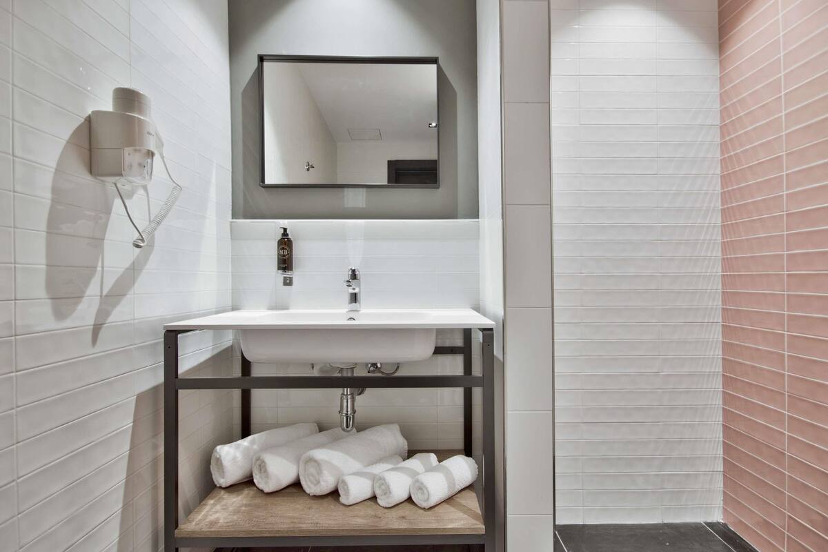 classic room, 1 double or 2 single beds | in-room safe, desk, laptop workspace, soundproofing