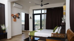 ห้องซูพีเรีย | ตู้นิรภัยในห้องพัก, ห้องเก็บเสียง, Wi-Fi ฟรี, ผ้าปูที่นอน