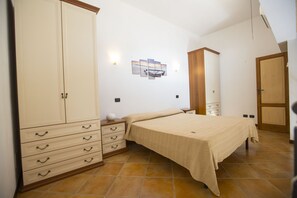 Apartment, 1 Bedroom | Wi-fi percuma, cadar katil 