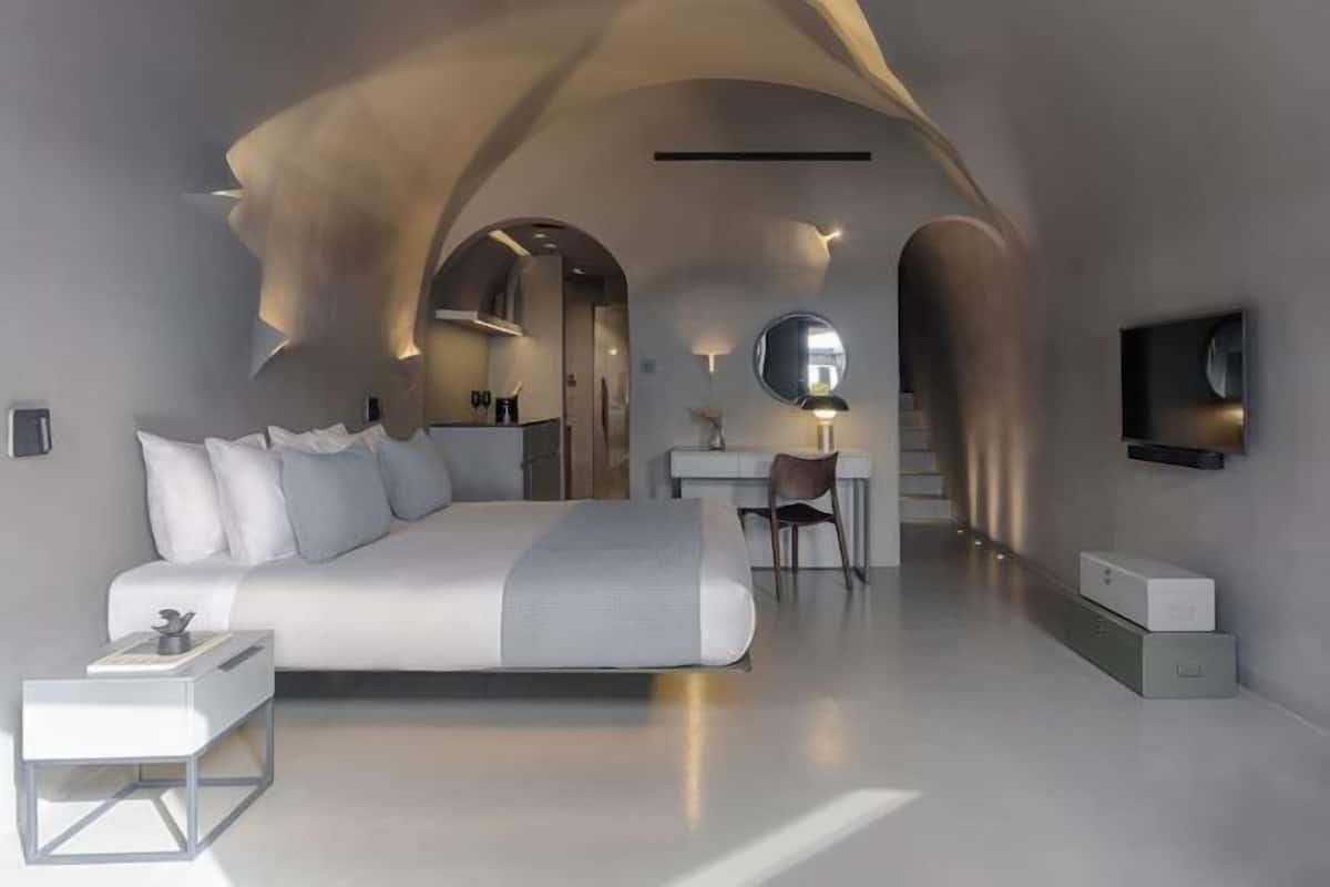 Premium-sengetøj, senge med topmadrasser, minibar, pengeskab på værelset