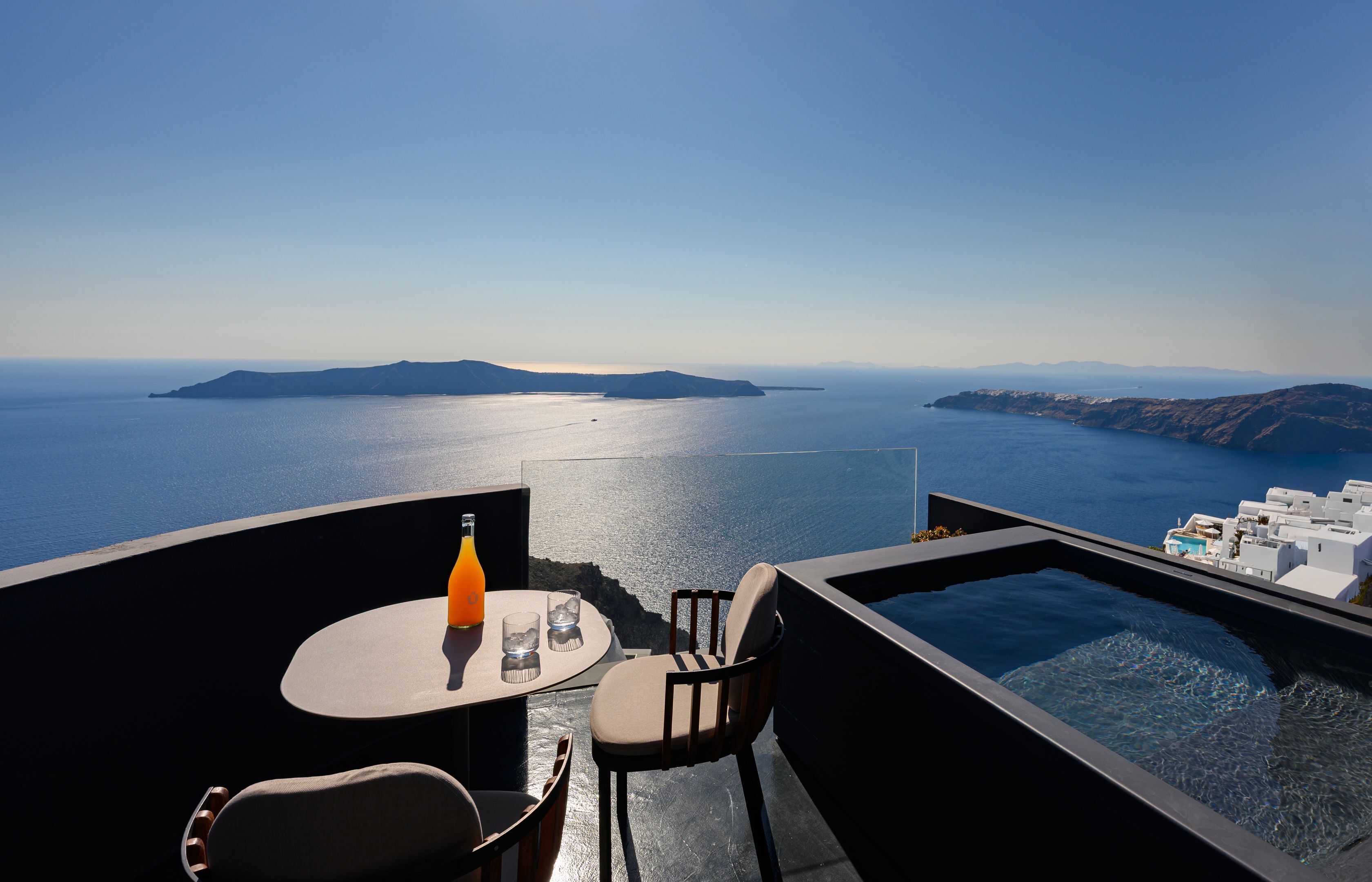 Honeymoon Suite Sunset View with Outdoor Hot Tub & Indoor Plunge Pool | Vue sur la plage/l’océan