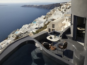 Caldera Room Sunset View with Heated Plunge Pool | Terrasse/Patio