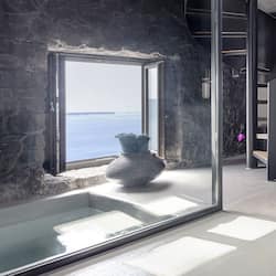 Cave Three Bedroom Villa with Outdoor Hot Tub & Indoor Pool | Baignoire à jets