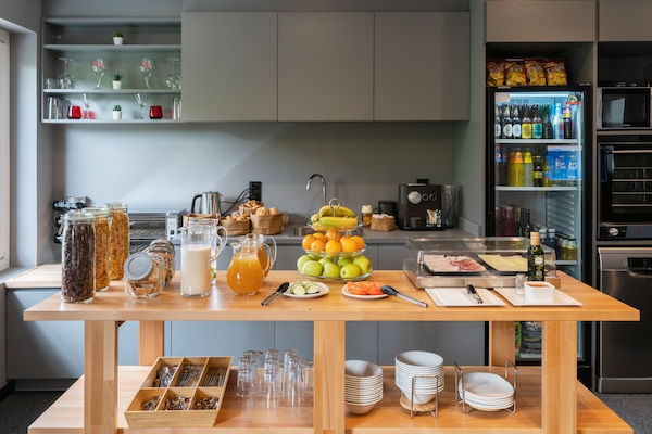 Daily continental breakfast for a fee