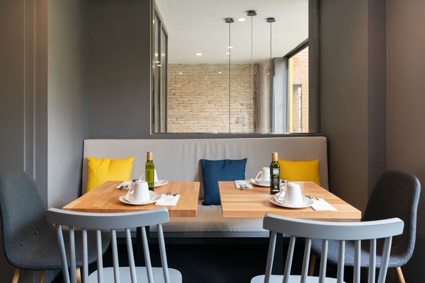 Esmorzar diari continental (7 EUR per persona)