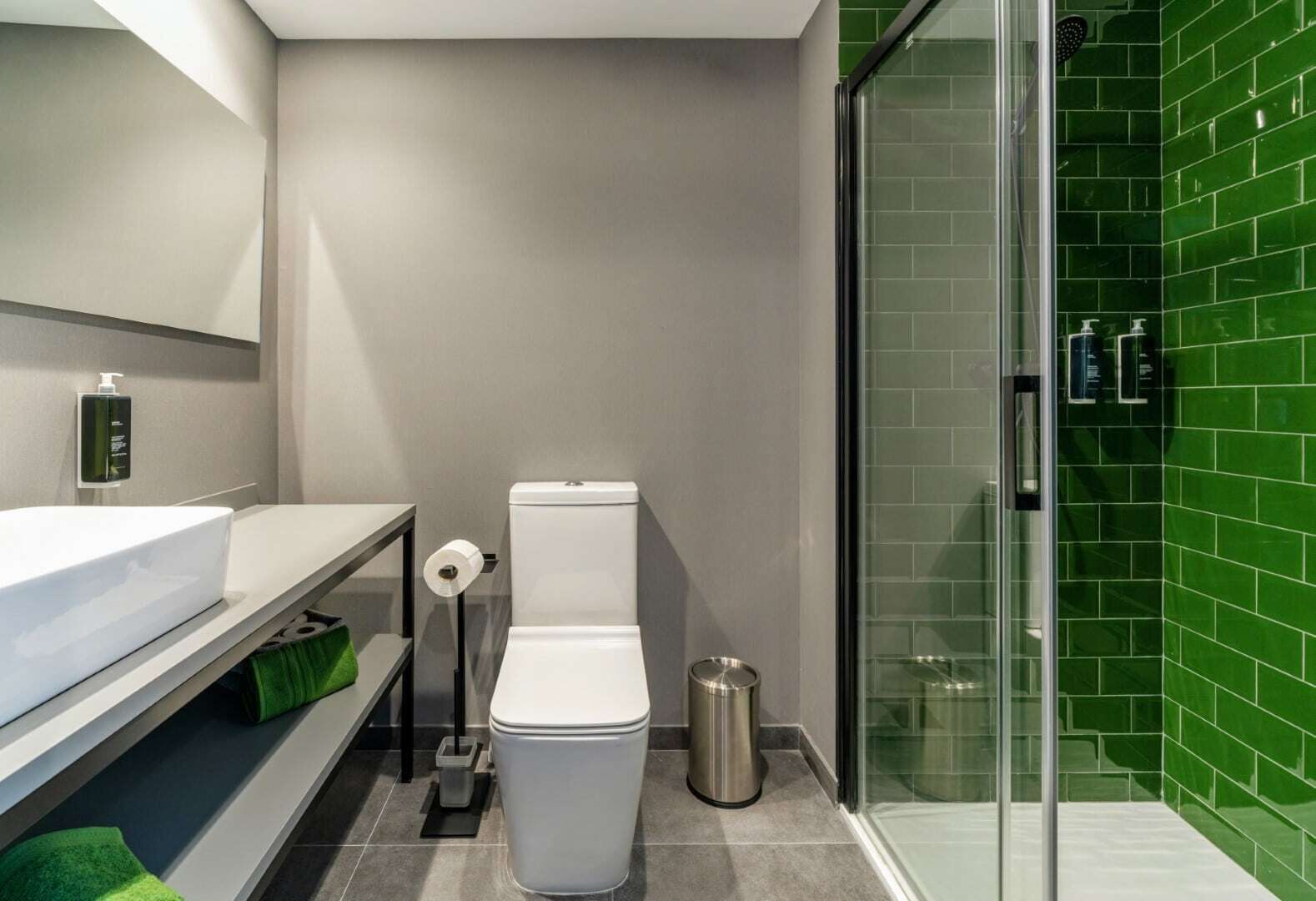 superior double room | bathroom | shower, hair dryer, towels