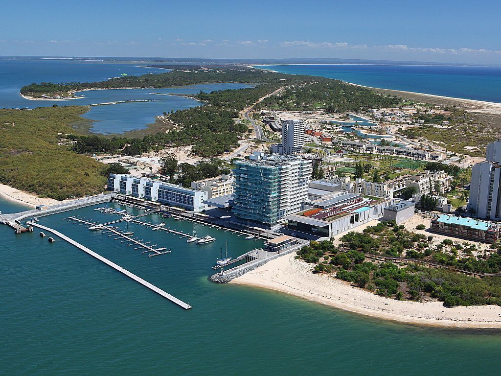TróiaResort
Uma estância de férias à beira-mar!