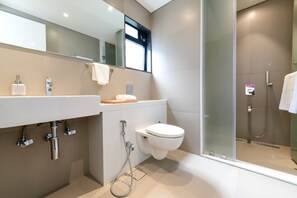 Grand Double Room | Bathroom