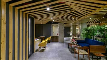 Quầy tiếp tân