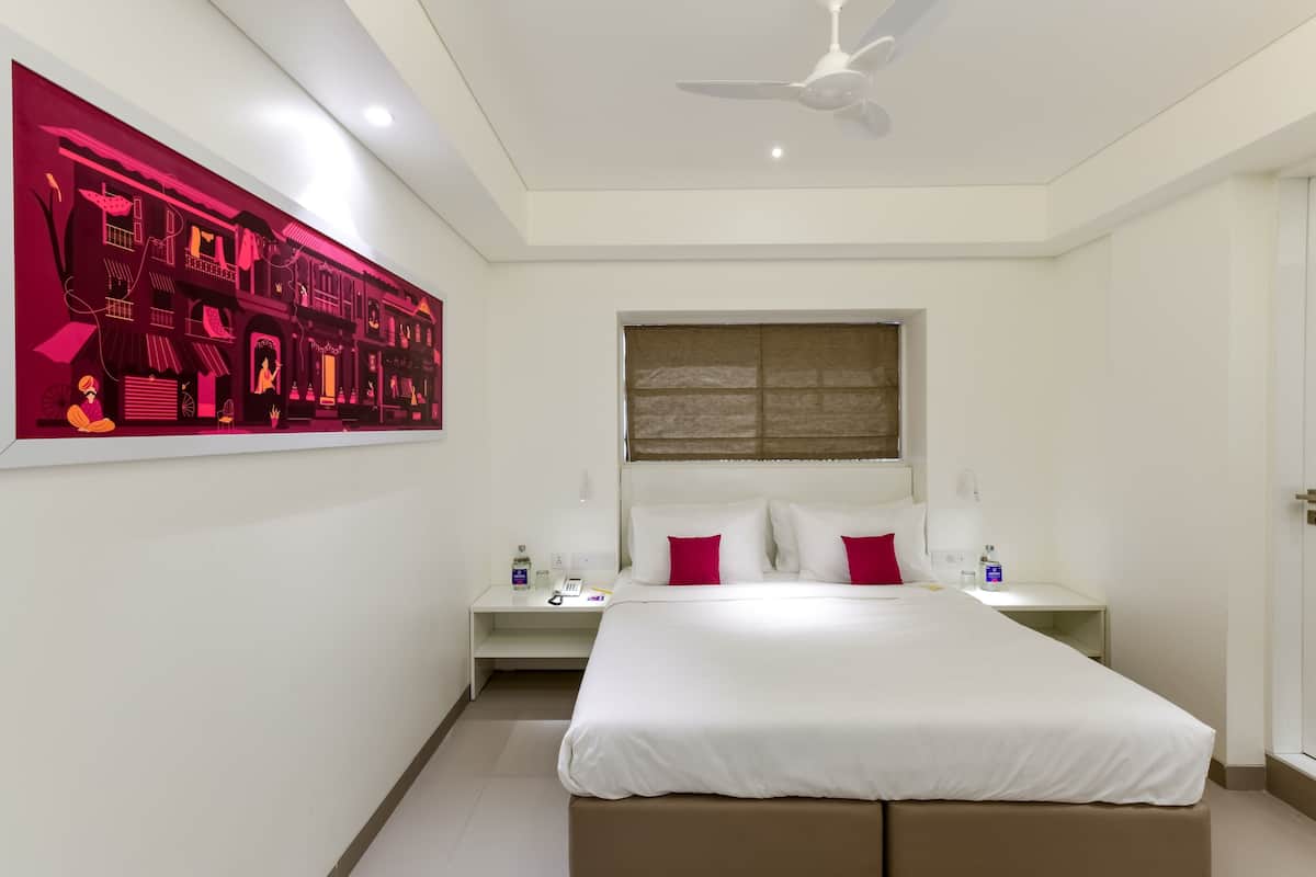 In-room safe, desk, blackout drapes, soundproofing