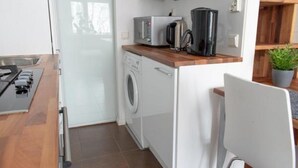 Unclassified image, 2 of 16, button - WeHost Malminkatu 38 (Helsinki)
