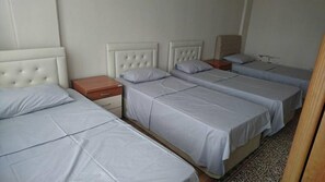 2 bedrooms, desk, free WiFi - Kumsal Pansiyon (Sinop)