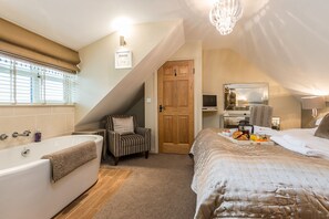 Parsley House | Iron/ironing board, free WiFi, bed sheets