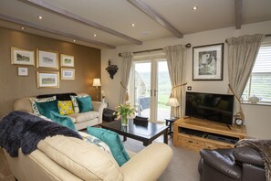 Parsley House | Living area | Flat-screen TV