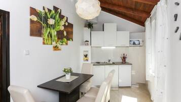 Apartment | Private kitchen | Fridge, microwave, stovetop, electric kettle