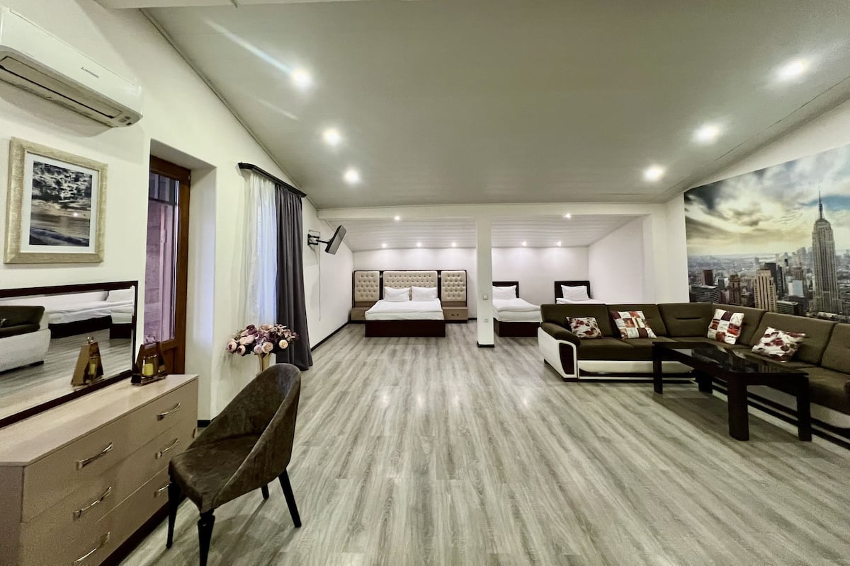 Premium bedding, desk, soundproofing, iron/ironing board