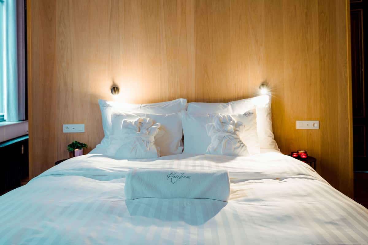 Queen Room - Disabled Access