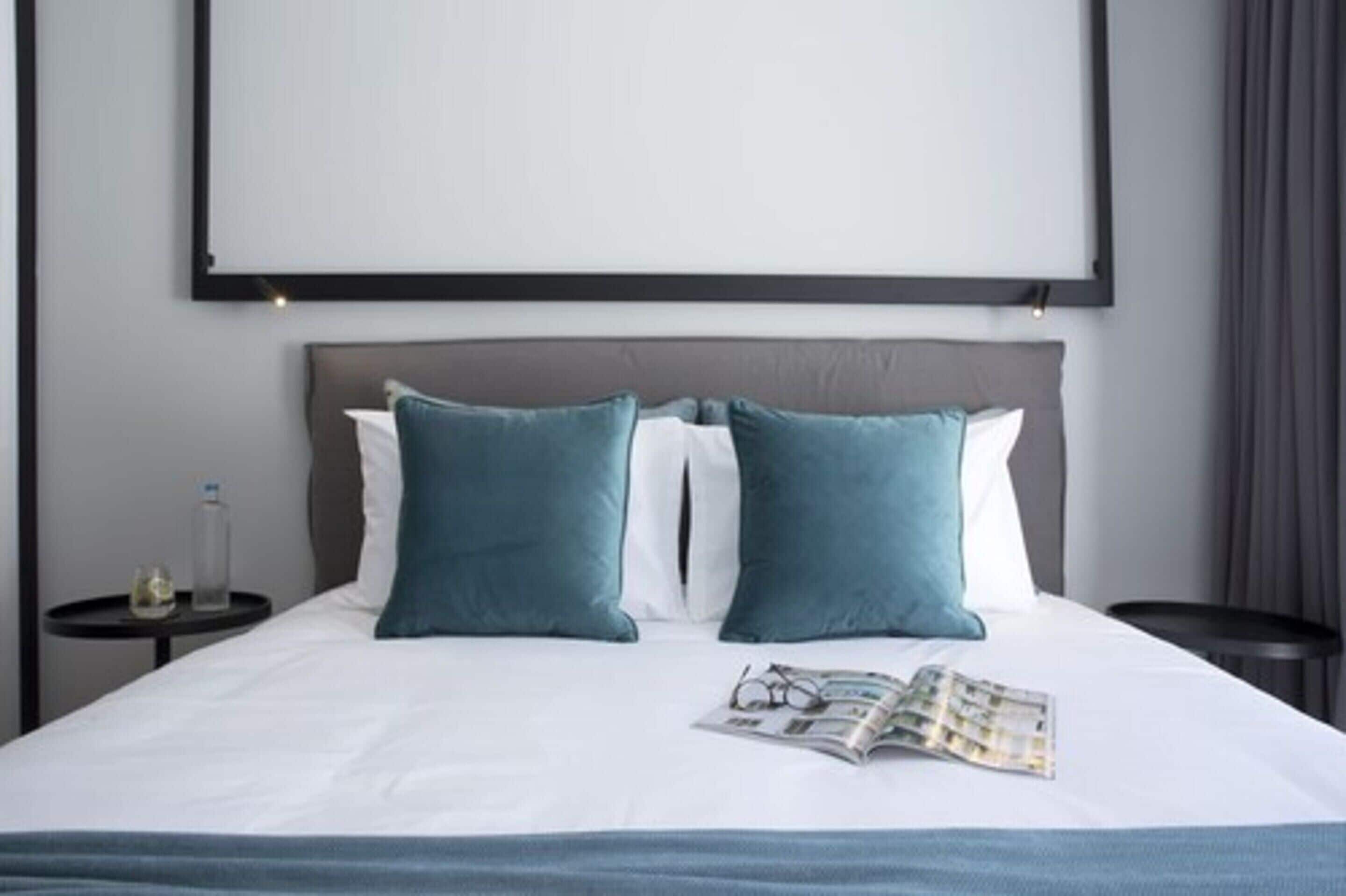 basic double room | 1 bedroom, premium bedding, minibar, in-room safe