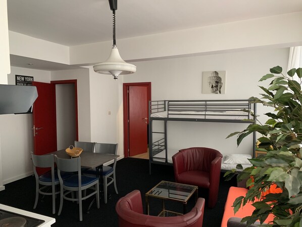 Basic Apartment, 1 Bedroom, Beachfront | Living area