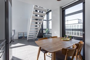 Leilighet | Spiseområde på rommet