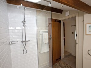 Meadow House | Bathroom - Meadow House (Whitby)