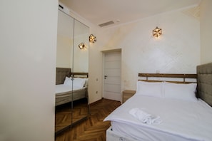 Classic Double Room | Soundproofing, iron/ironing board, rollaway beds, free WiFi - Vigor Hotel (Sighnaghi)