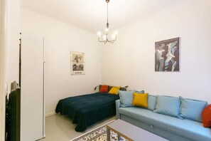 Apartment, 1 Schlafzimmer | Wohnbereich | Flachbildfernseher