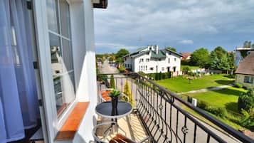 Doppelzimmer (24) | Balkon