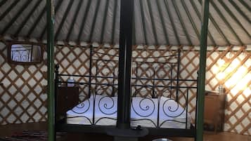 1 chambre, décoration personnalisée, ameublement personnalisé