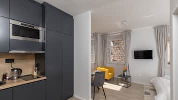 Studio, pemandangan kota | Didekorasi berbeda-beda dan dilengkapi dengan perabotan berbeda-beda