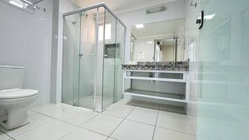 Apartment | Badezimmer | Dusche