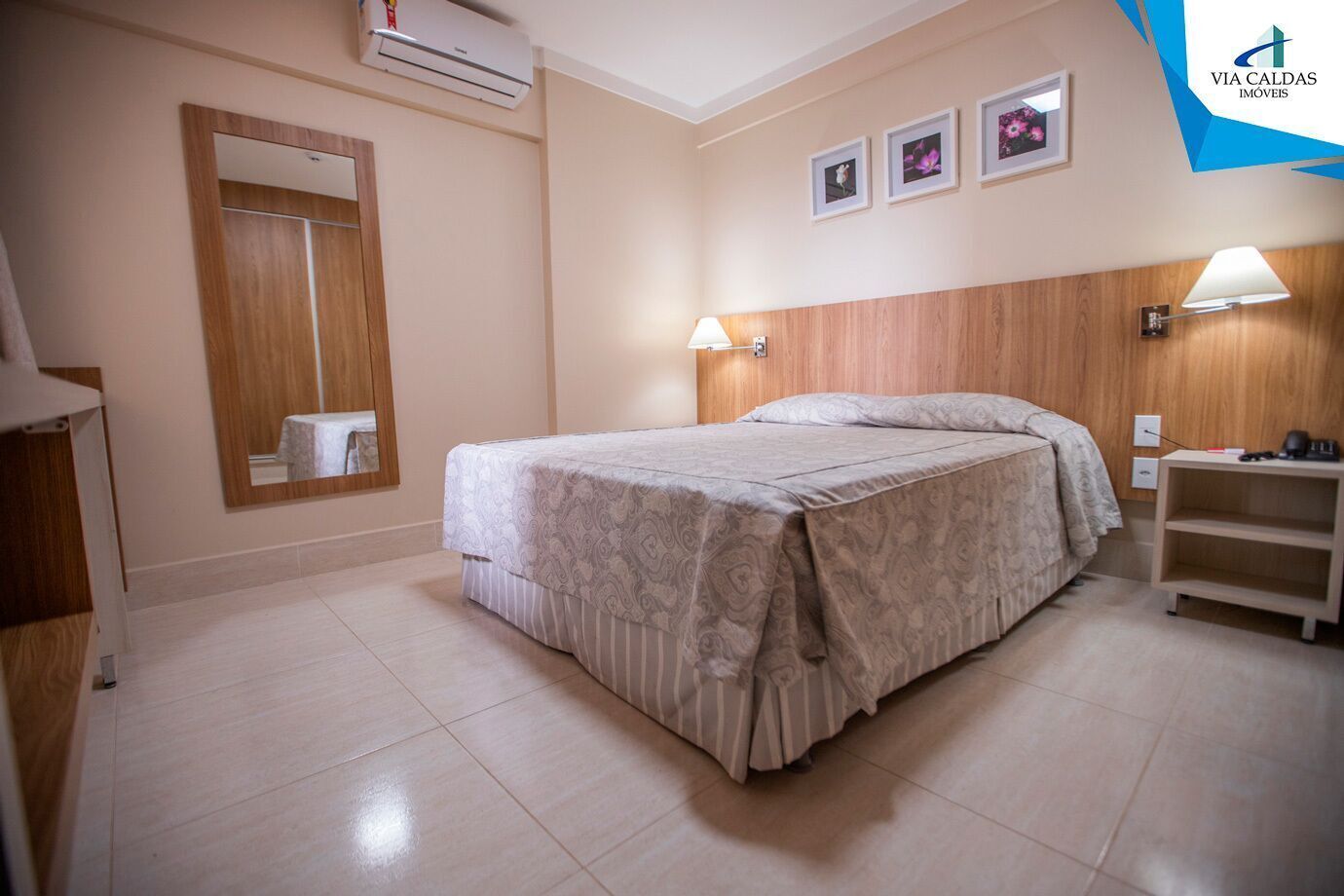 In-room safe, free WiFi
