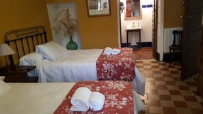 Superior Double or Twin Room - Posada La Campana (Canaveral)