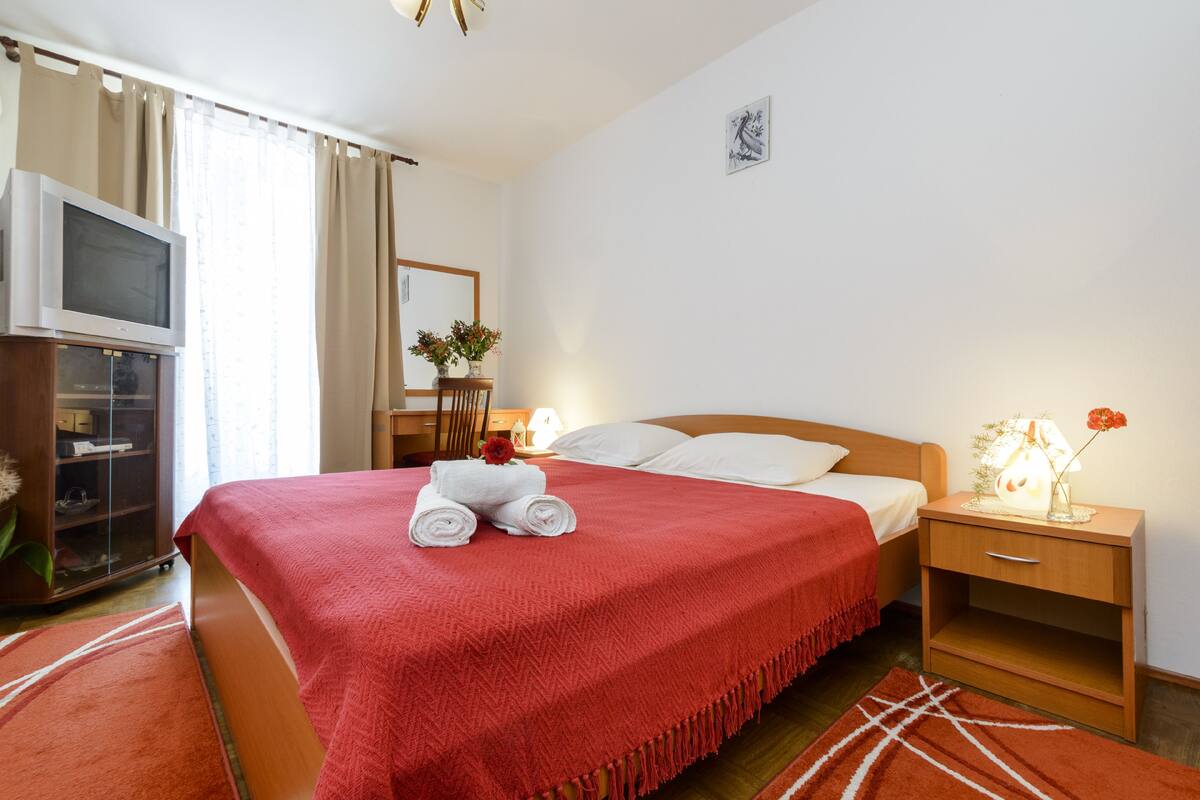 Apartment, 3 Bedrooms, Terrace, Sea View