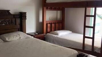 Apartment, 2 Bedrooms | Free WiFi